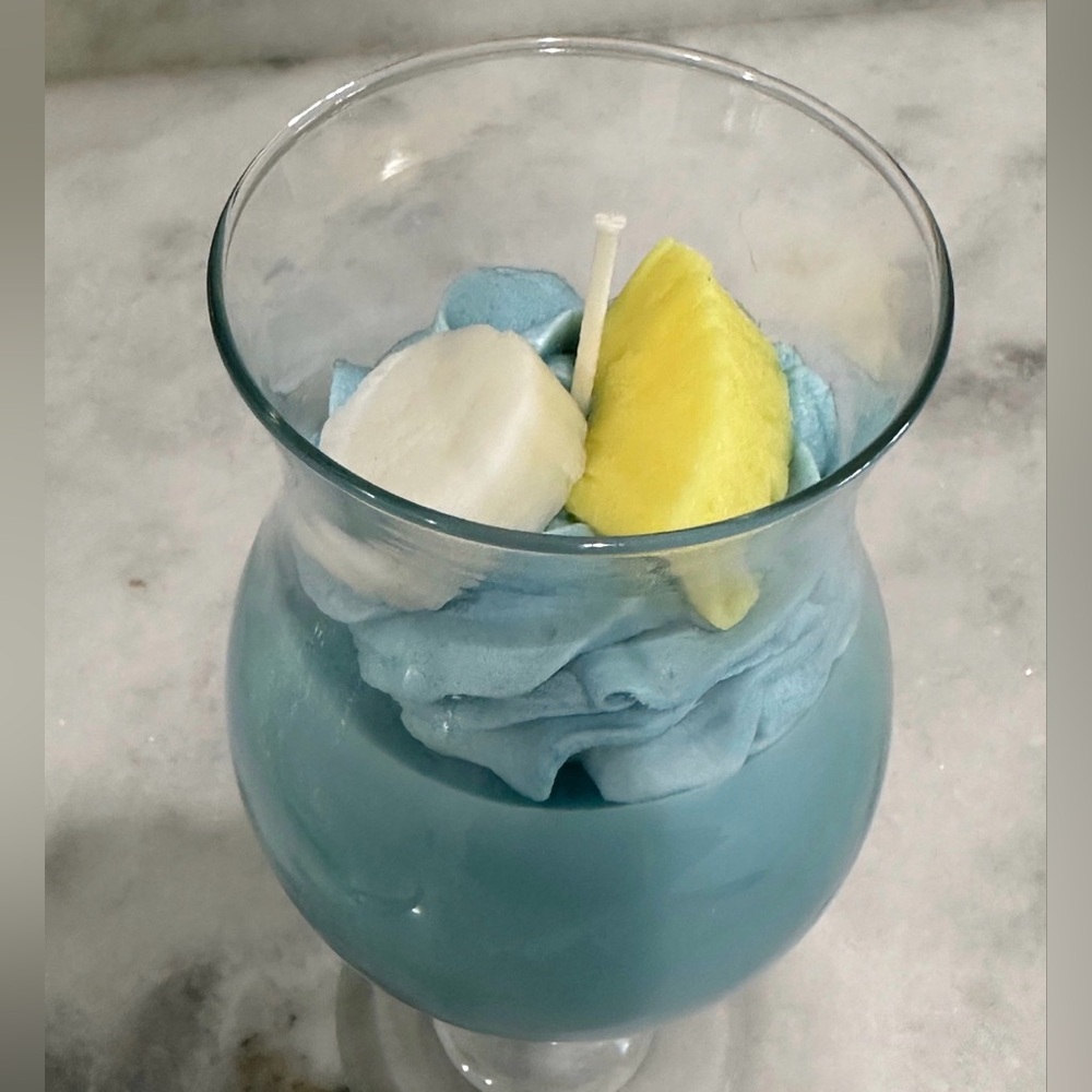 Blue Hawaiian Pineapple Daiquiri Candle - Picture 6 of 10